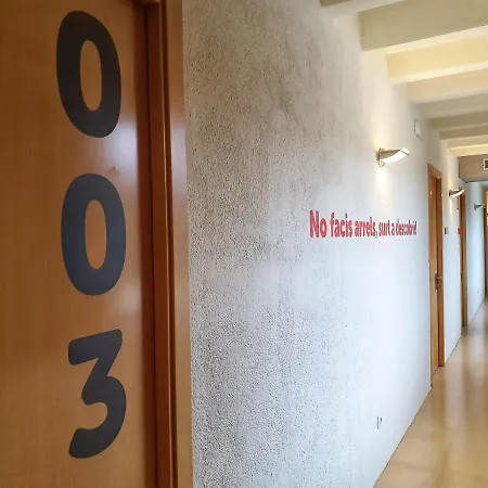 Hostel Xanascat